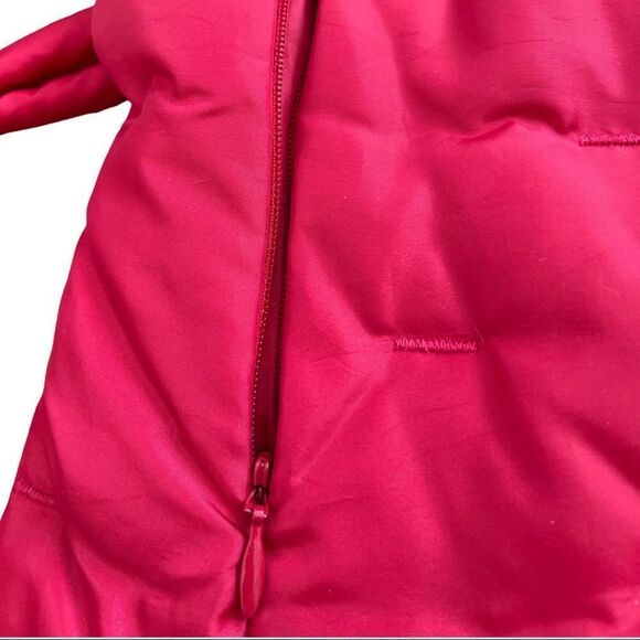 TALBOTS PETITES • Red Puffer Vest Belted Goose Down Blend • Petite Small • NWOT - Picture 6 of 10